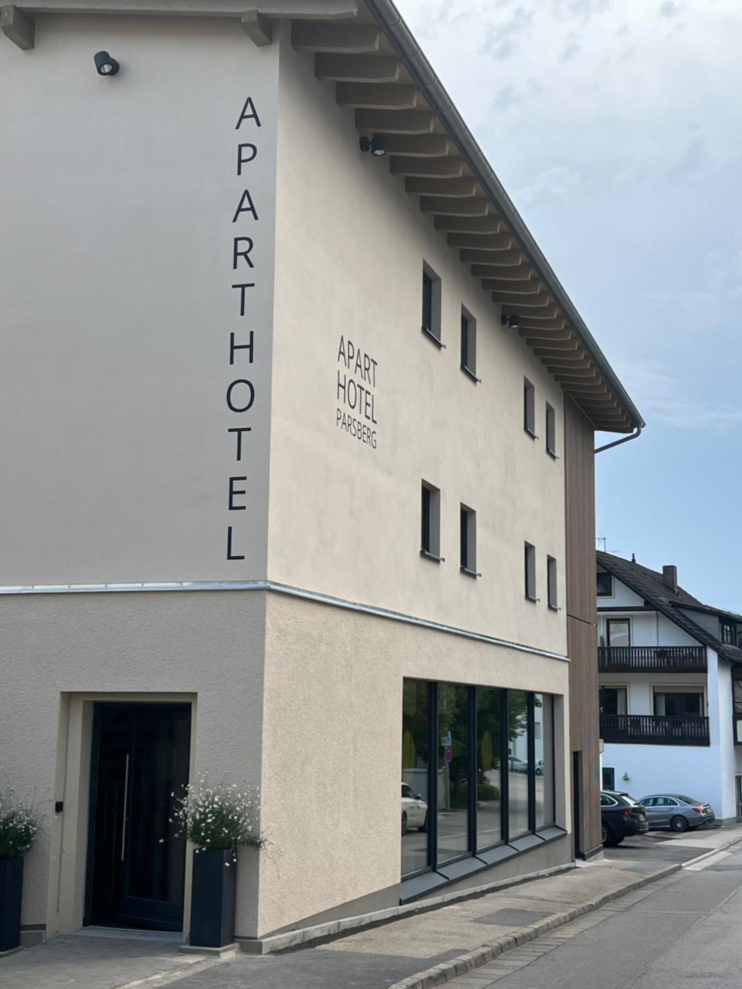 Aparthotel Parsberg Greendesign Экстерьер фото